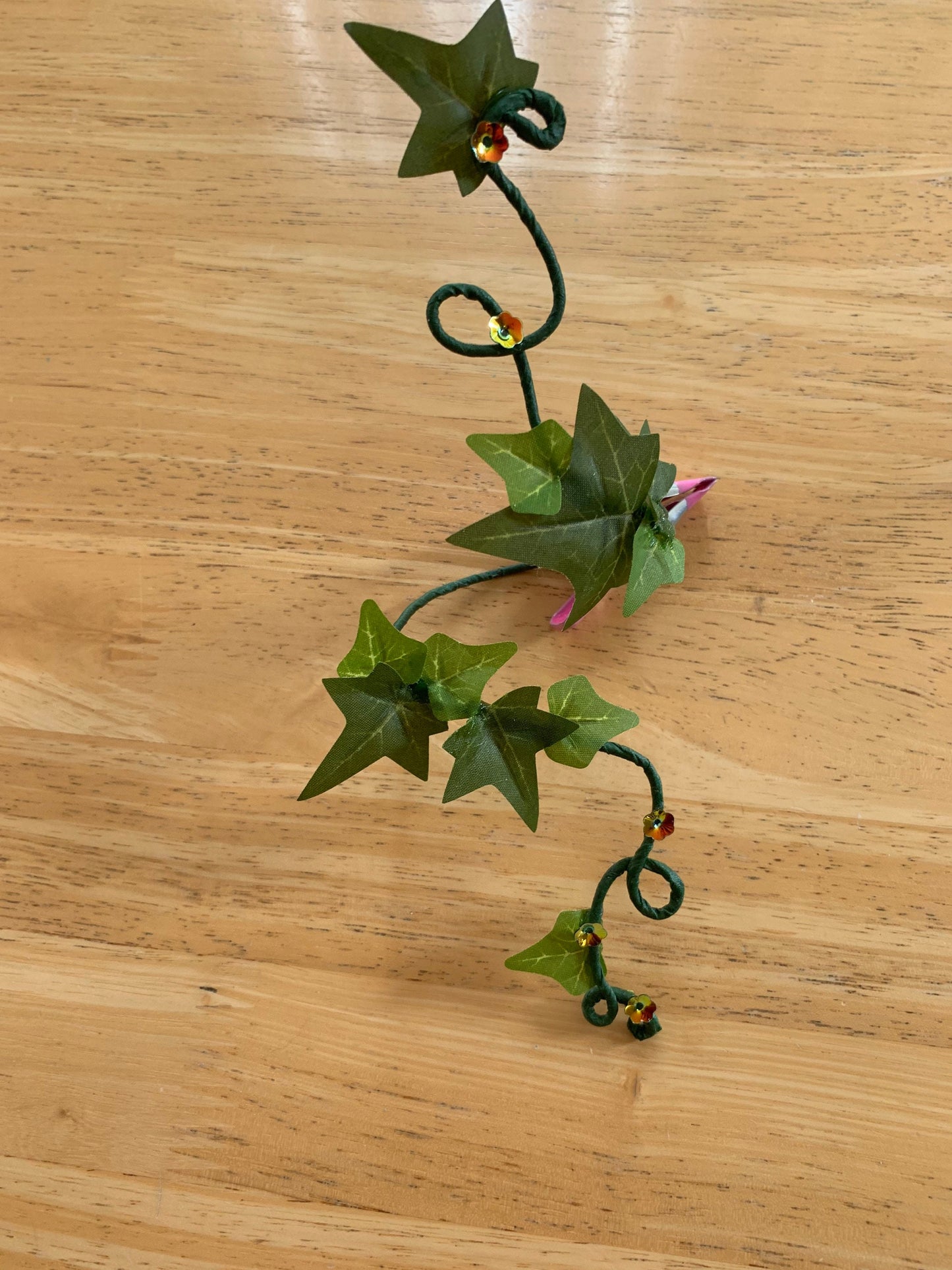 Poison Ivy bracelet , Green Ivy wristband, Woodland forest fairy Wrap, Great for Brides or Renaissance Fair!