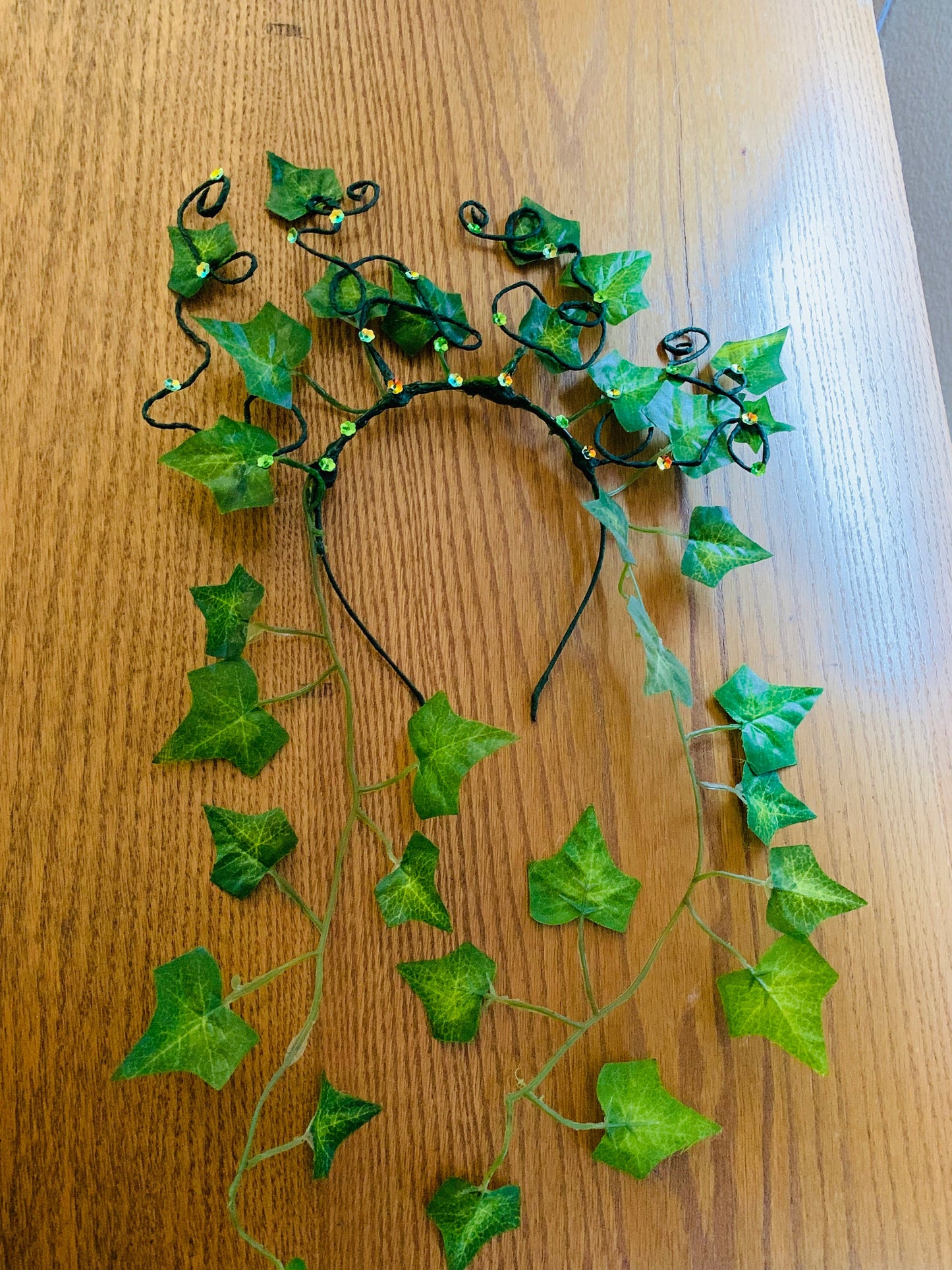 Poison Ivy Crown , Green Ivy Tiara , Woodland forest fairy Hair Accessory, Great for Brides!