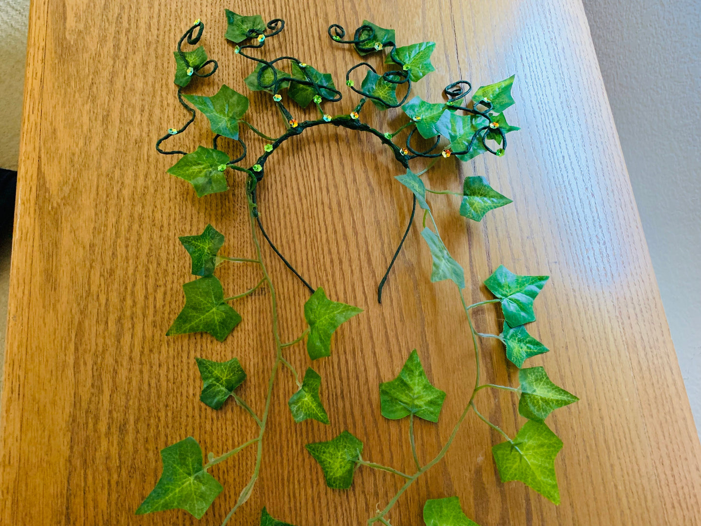 Poison Ivy Crown , Green Ivy Tiara , Woodland forest fairy Hair Accessory, Great for Brides!