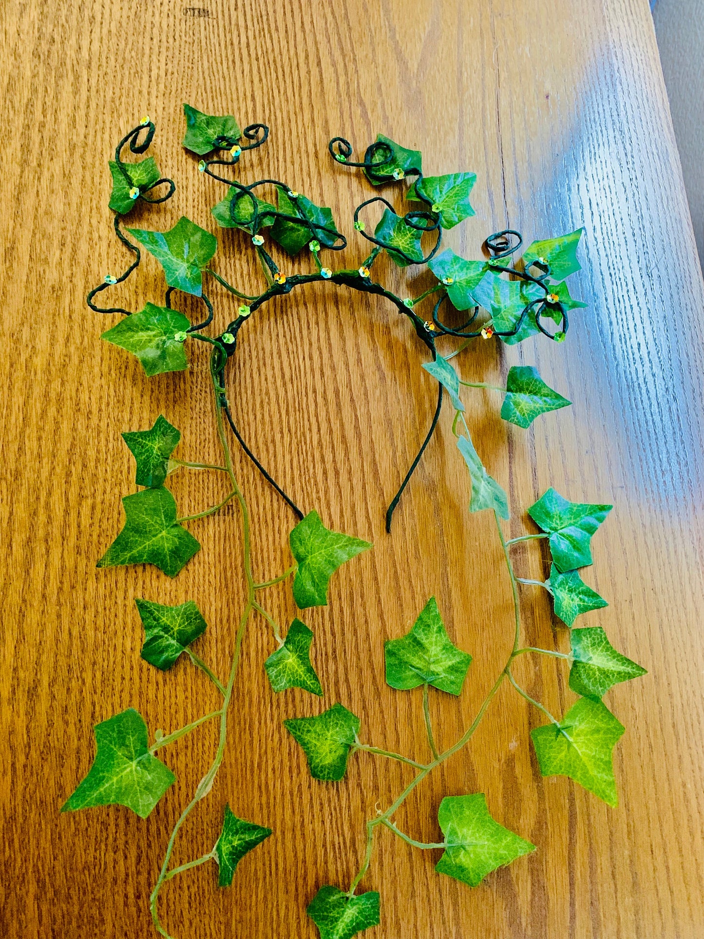 Poison Ivy Crown , Green Ivy Tiara , Woodland forest fairy Hair Accessory, Great for Brides!