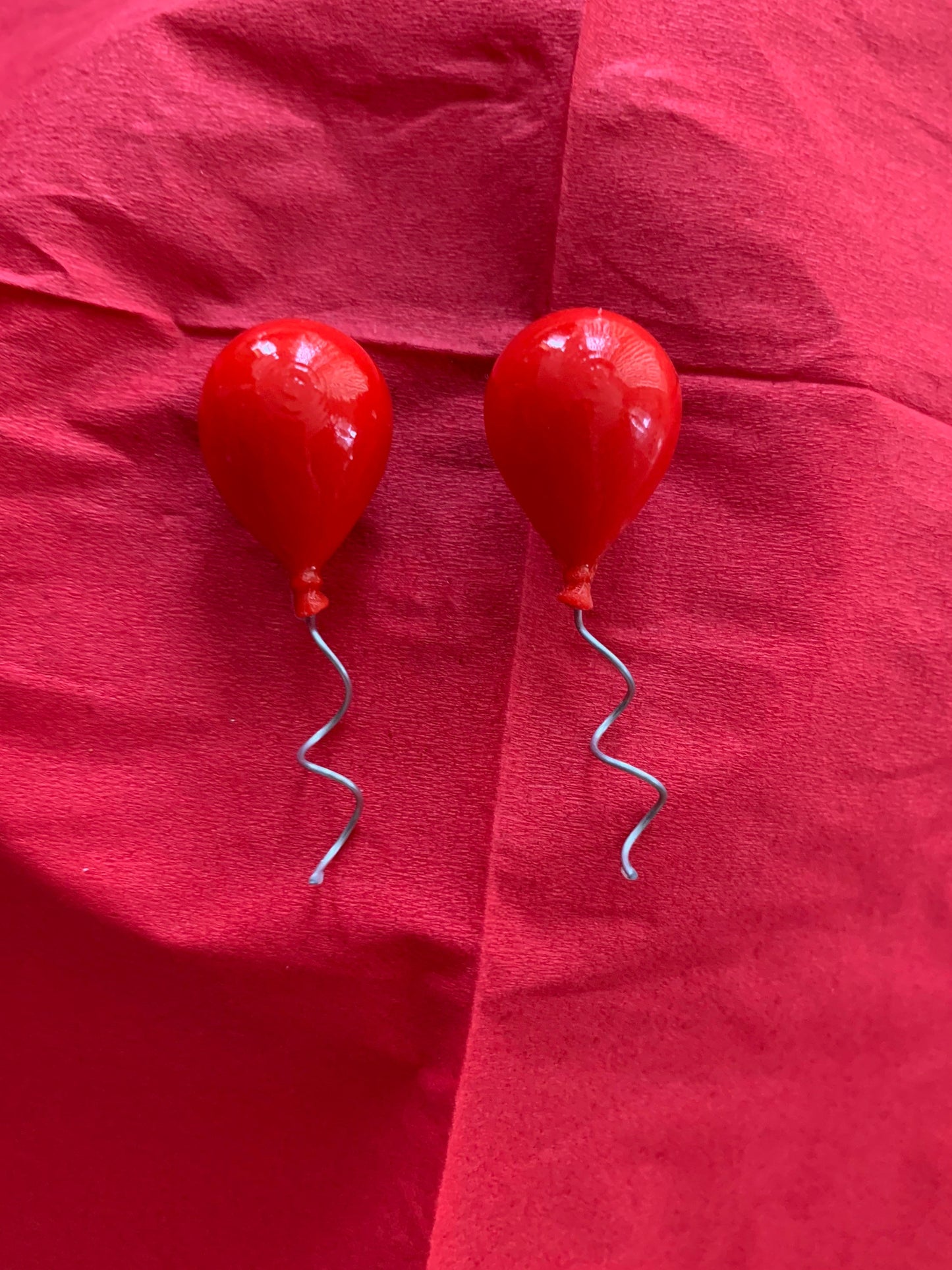 Red Ballon Earrings! It! Pennywise earrings! Wire string